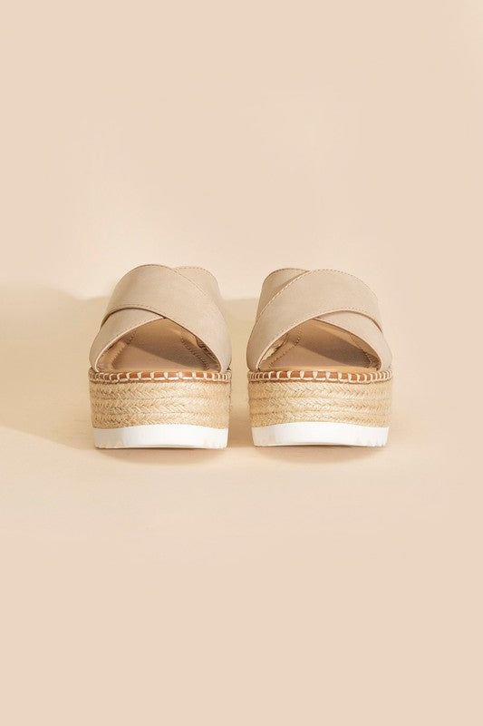 Height-S-Raffia Platform slides