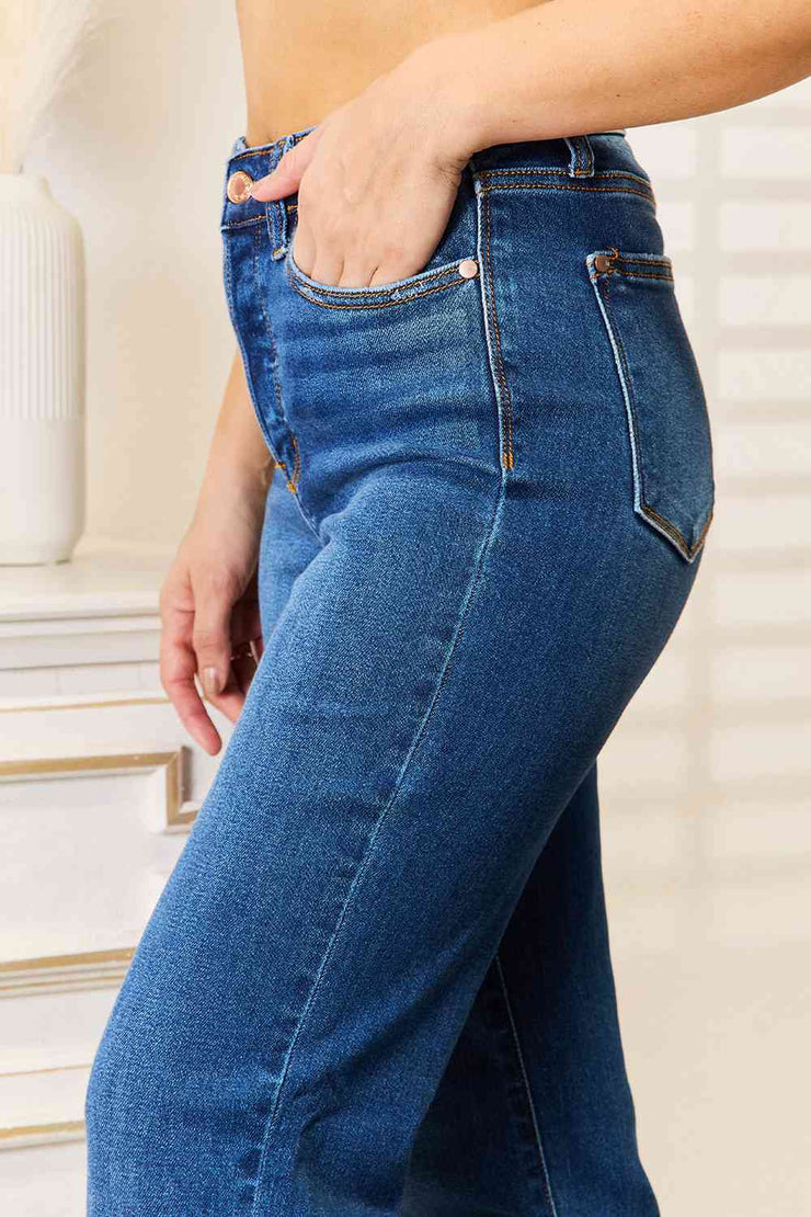 Judy Blue Full Size Straight Leg Jeans with Pockets